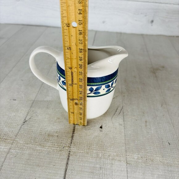 Pfaltzgraff ORLEANS Blue Green Vine Yellow Stoneware 12oz Handle Creamer Pitcher - Picture 9 of 14